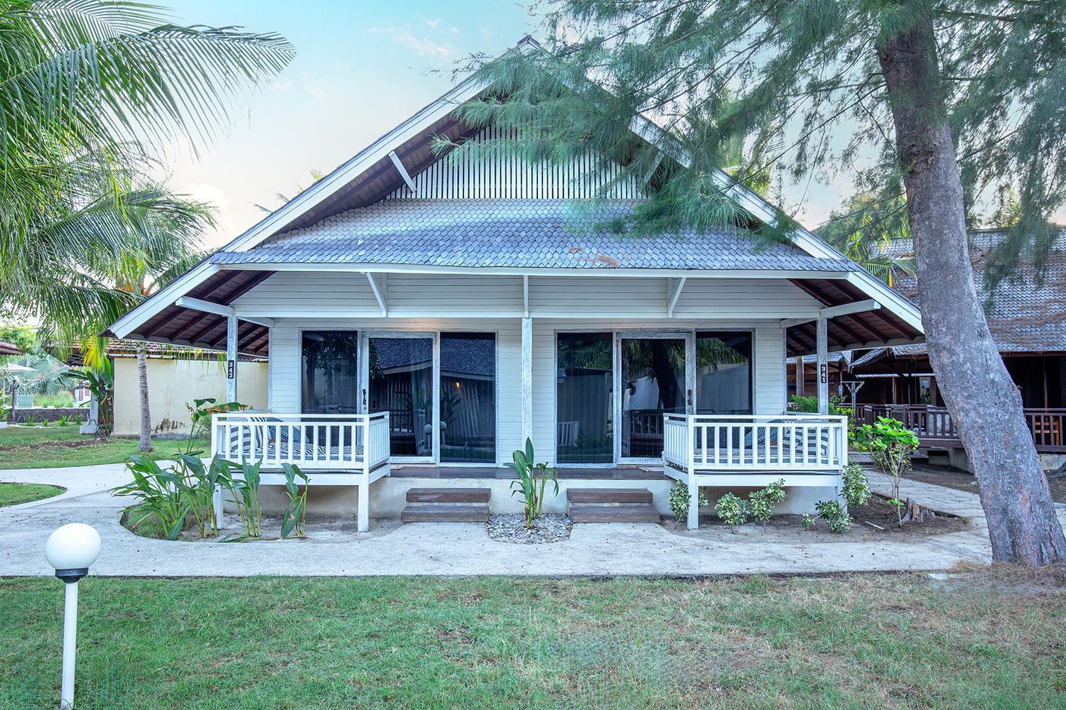 Frii Resort Gili Trawangan Exteriör bild