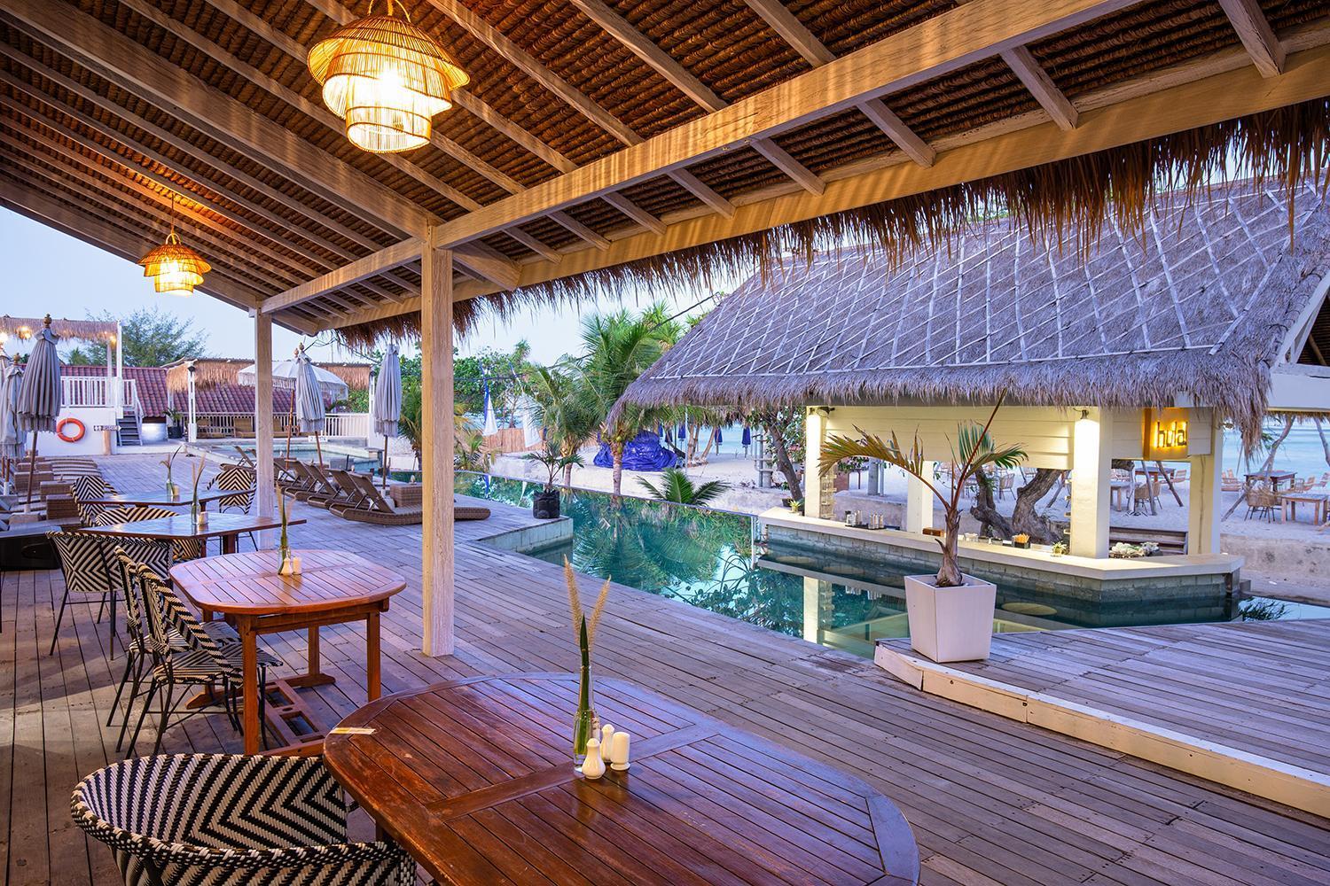 Frii Resort Gili Trawangan Exteriör bild